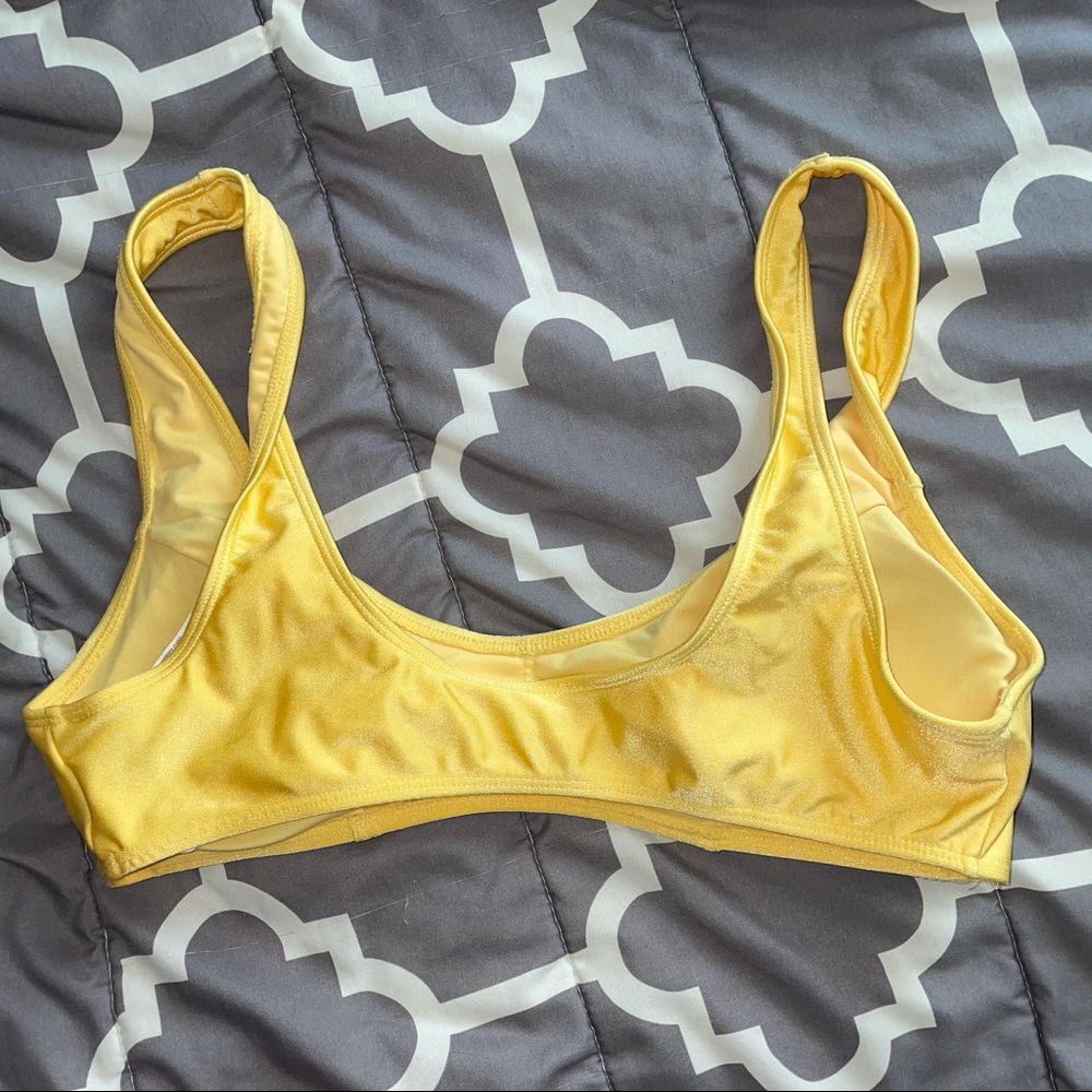yellow bikini top - Picture 1 of 2